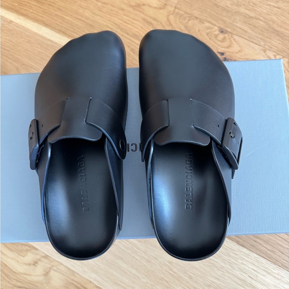 Balenciaga Sunday Mules - Picture 3 of 10